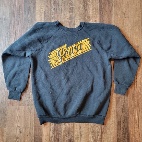 Other - Vintage Iowa Hawkeye Black & Gold Crewneck Long Sleeve Sweatshirt